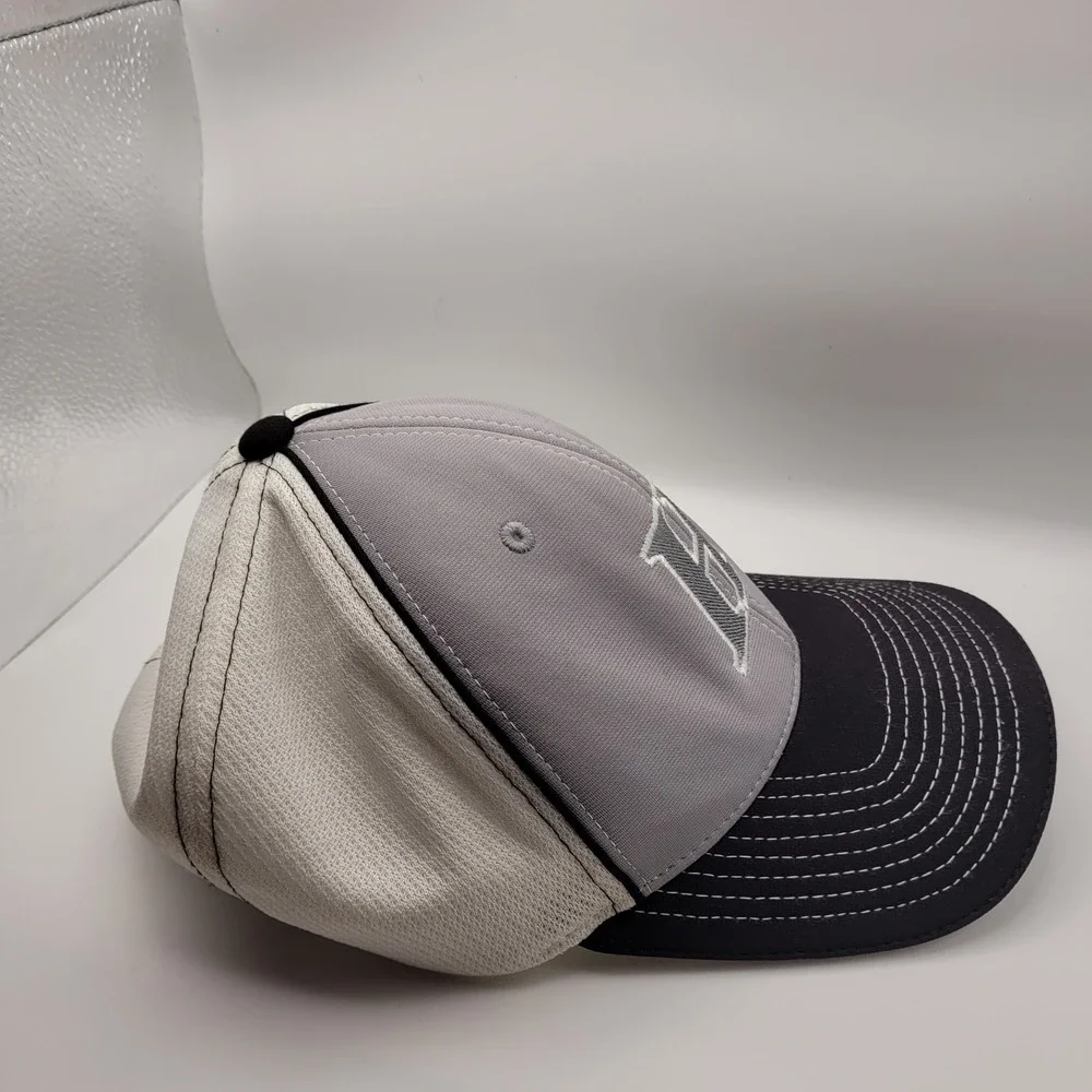 Richardson 172 Flexfit Hat Grey White Mesh Back Embroidered Letter H LG-XL Cap